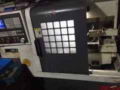 ម៉ាស៊ីន CNC ។