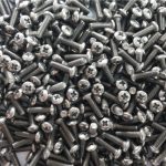 ឧបករណ៍ភ្ជាប់យ៉ាន់ស្ព័រប្រភេទ gr5 សម្រាប់វីស m4x10 ឧស្សាហកម្ម។