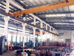 ឃ្លាំងសំភារៈ។