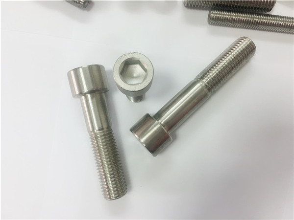 inconel 718 អាលុយមីញ៉ូមប៊ូឡុងមួកវីស។