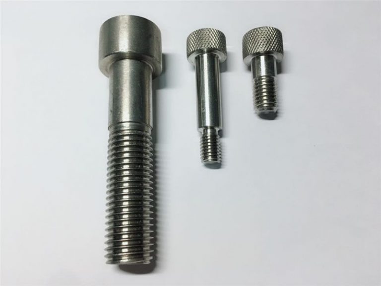 វីសមួកក្បាលរន្ធ។